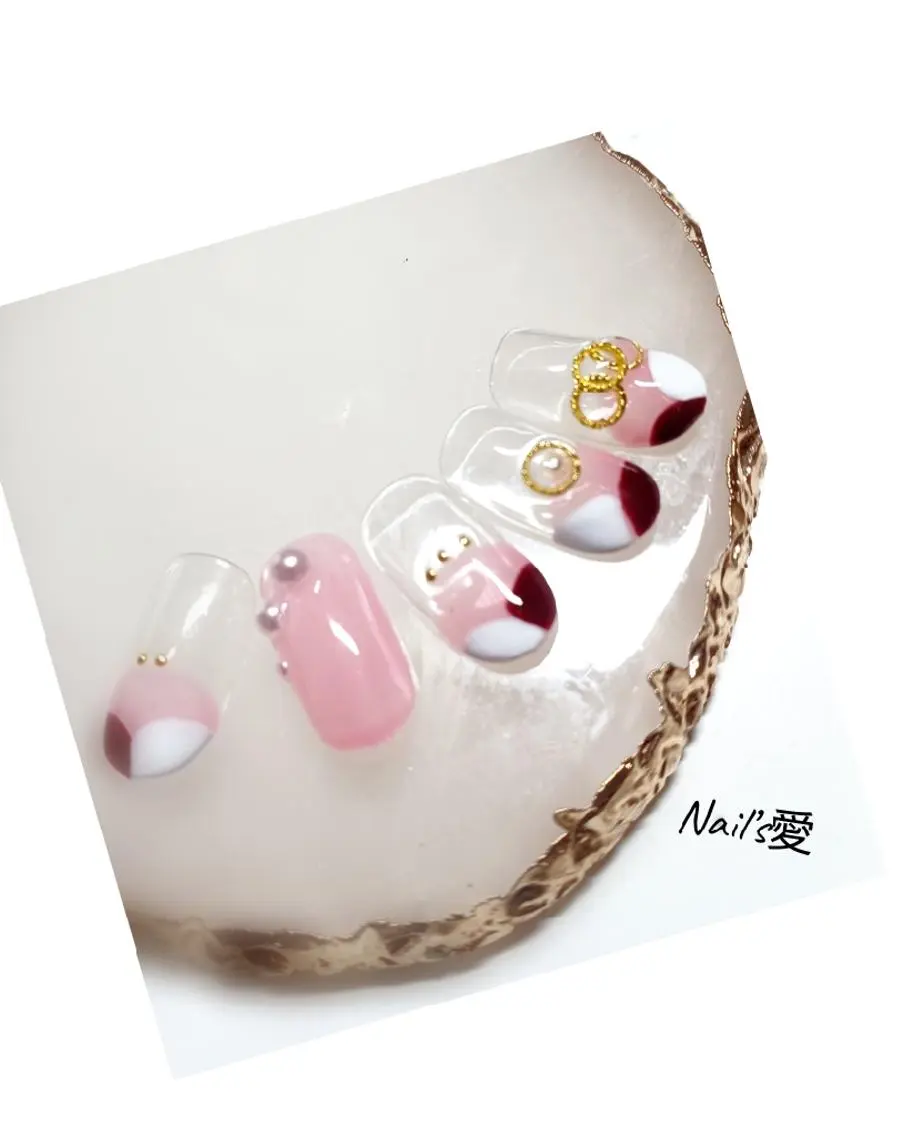 ネイル フレンチネイル プライベートサロン Nail’s愛のネイルデザイン
