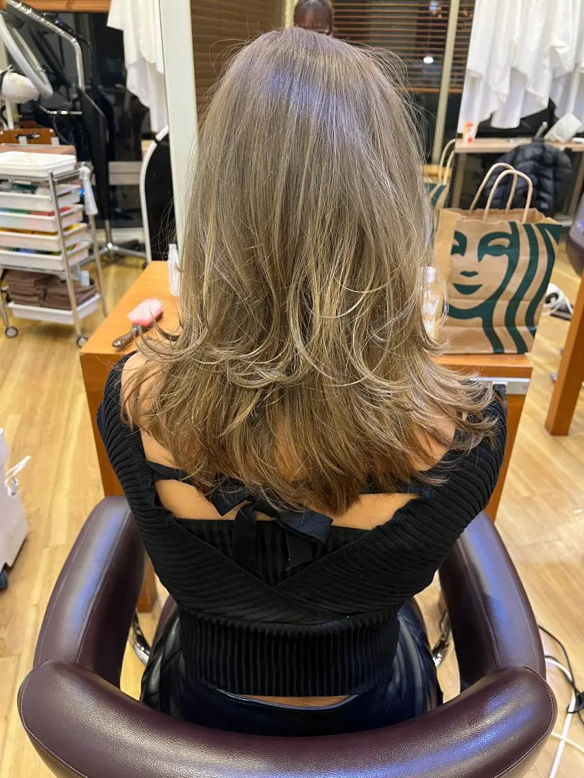 ロング カラー ダブルカラー 外国人風カラー レイヤーカット rino🤍 恵比寿レイヤーカットのヘアスタイル