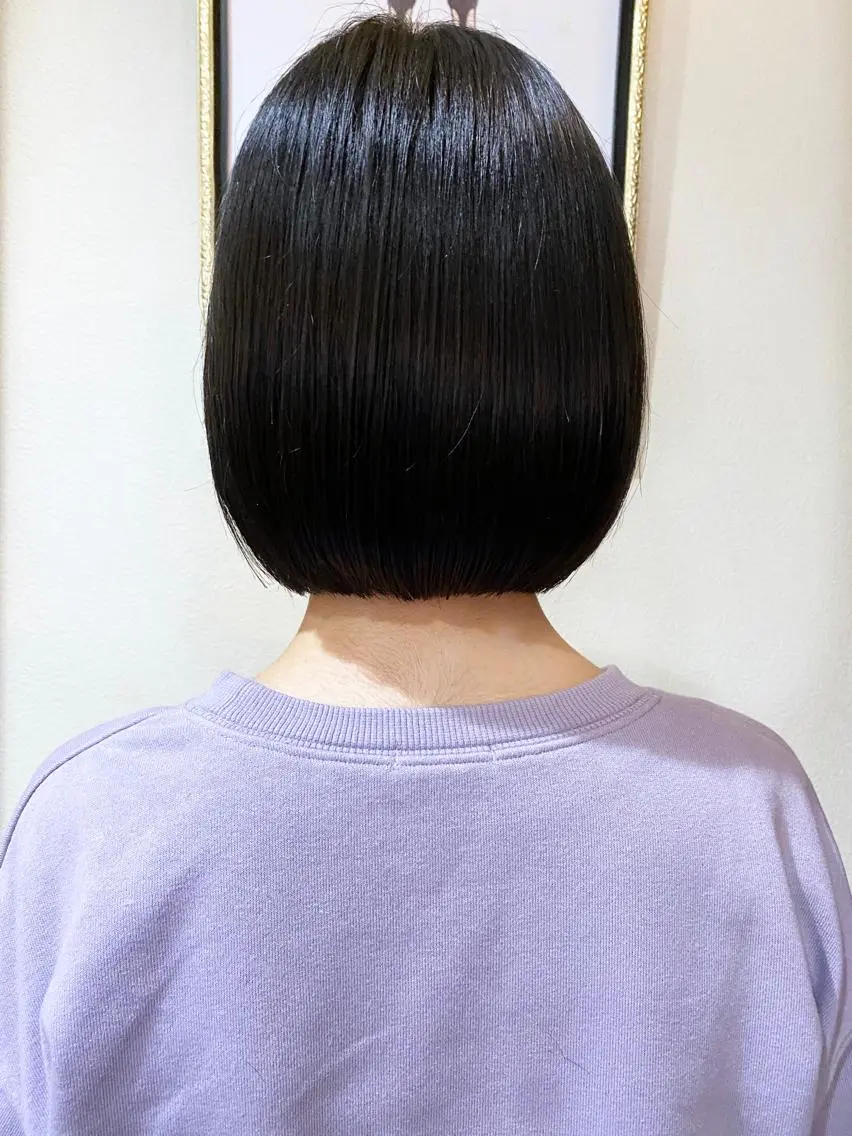 ミディアム ボブ カット トリートメント 三瓶 智広のヘアスタイル