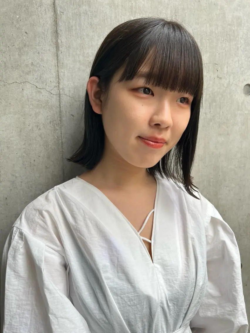 ショート ボブ 外ハネヘア 寺尾 綾乃のヘアスタイル