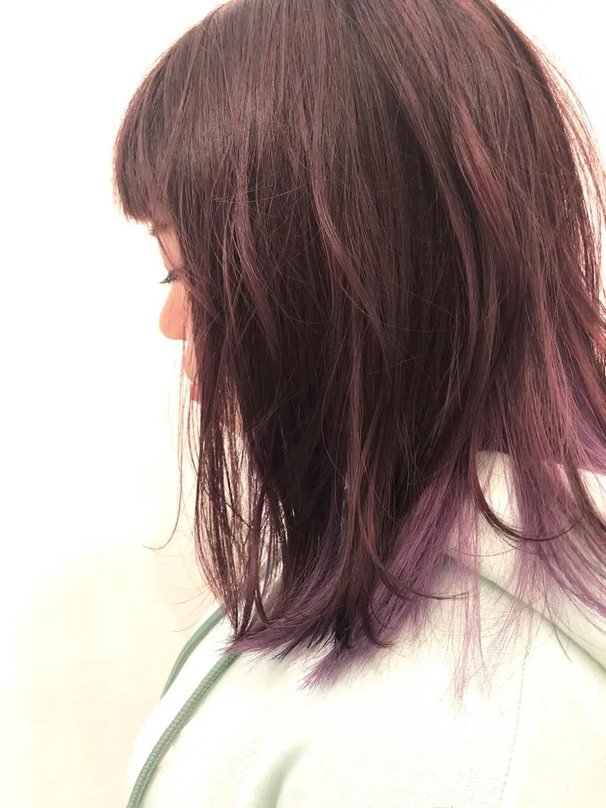 セミロング カラー インナーカラー ピンクカラー ヘアカラー トリートメント 平川 友希子のヘアスタイル
