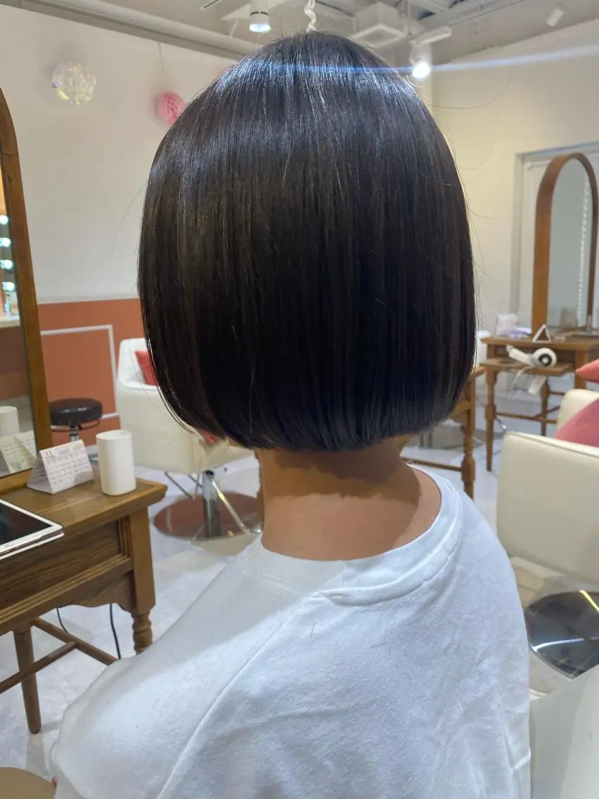 ショート カット トリートメント 梛木 唯のヘアスタイル