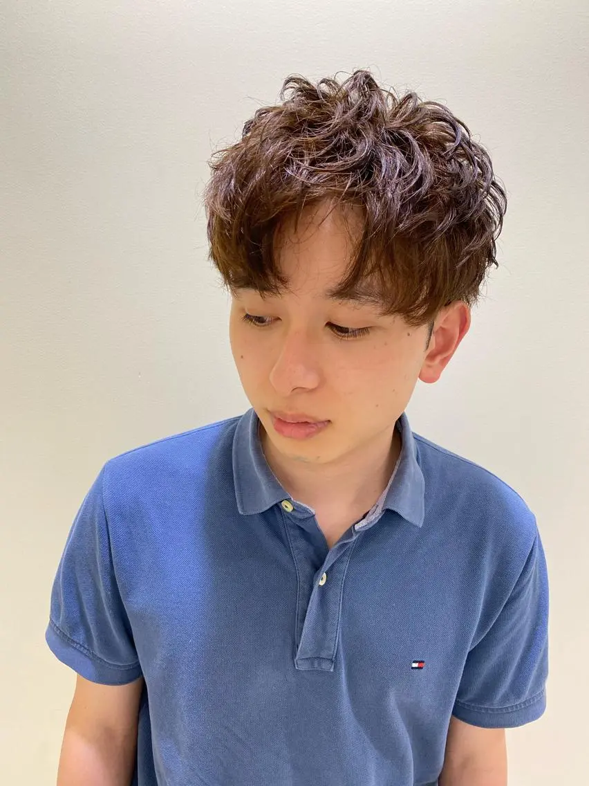 ミディアム カラー メンズ 岡本 宗士のヘアスタイル