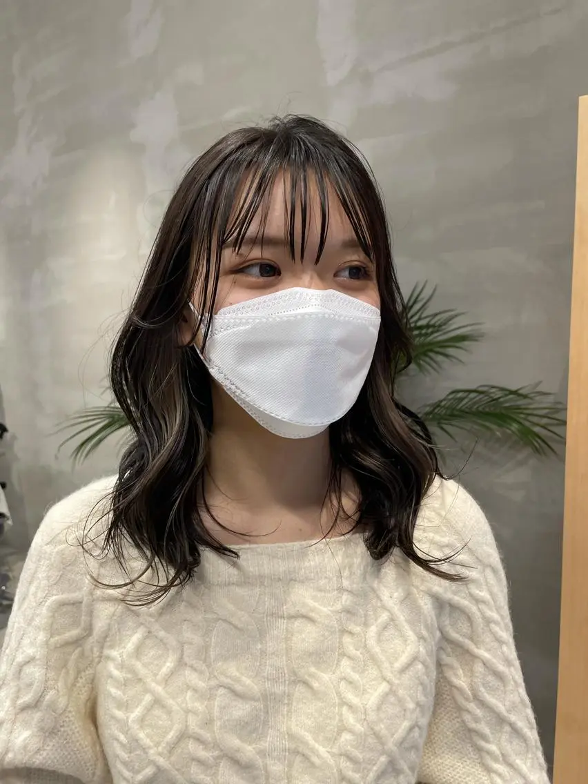 カラー wewe: momoeのヘアスタイル