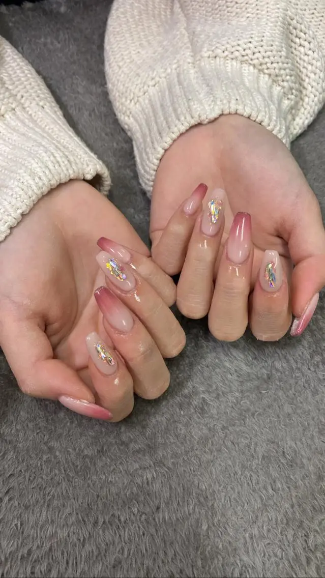 ロング カラー ネイル グラデーションカラー グラデーション 氷ネイル・うるうるネイル tetty nailsalonのネイルデザイン