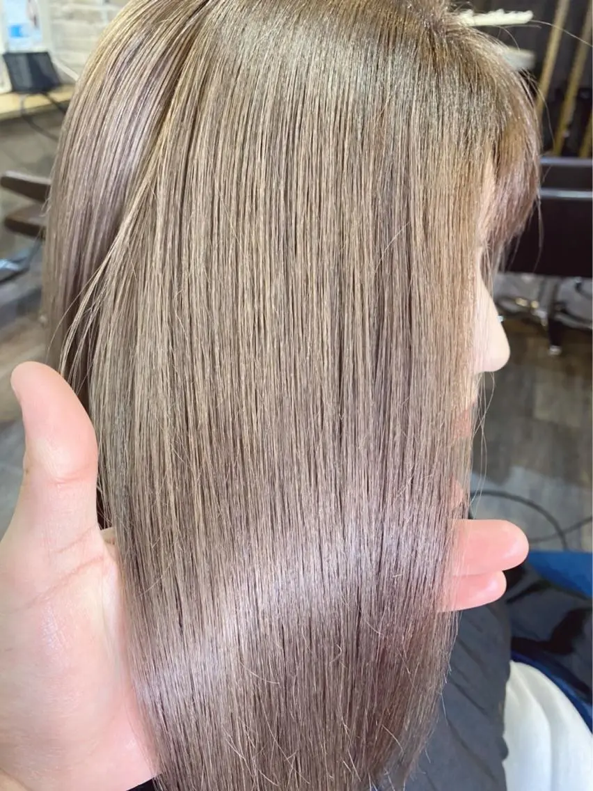 ロング カラー ブリーチ 透明感カラー グレージュ ピンクカラー ヘアカラー トリートメント 骨格整形カット/ ショート✂️堀夢哉のヘアスタイル