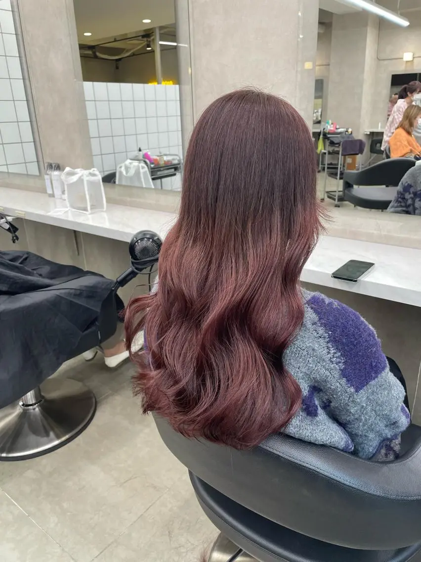 ミディアム カラー パーマ ヘアアレンジ メンズ キッズ ネイル マツエク・マツパ アイブロウ 🦋縮毛/韓国レイヤ ー/透明感カラー🦋のヘアスタイル