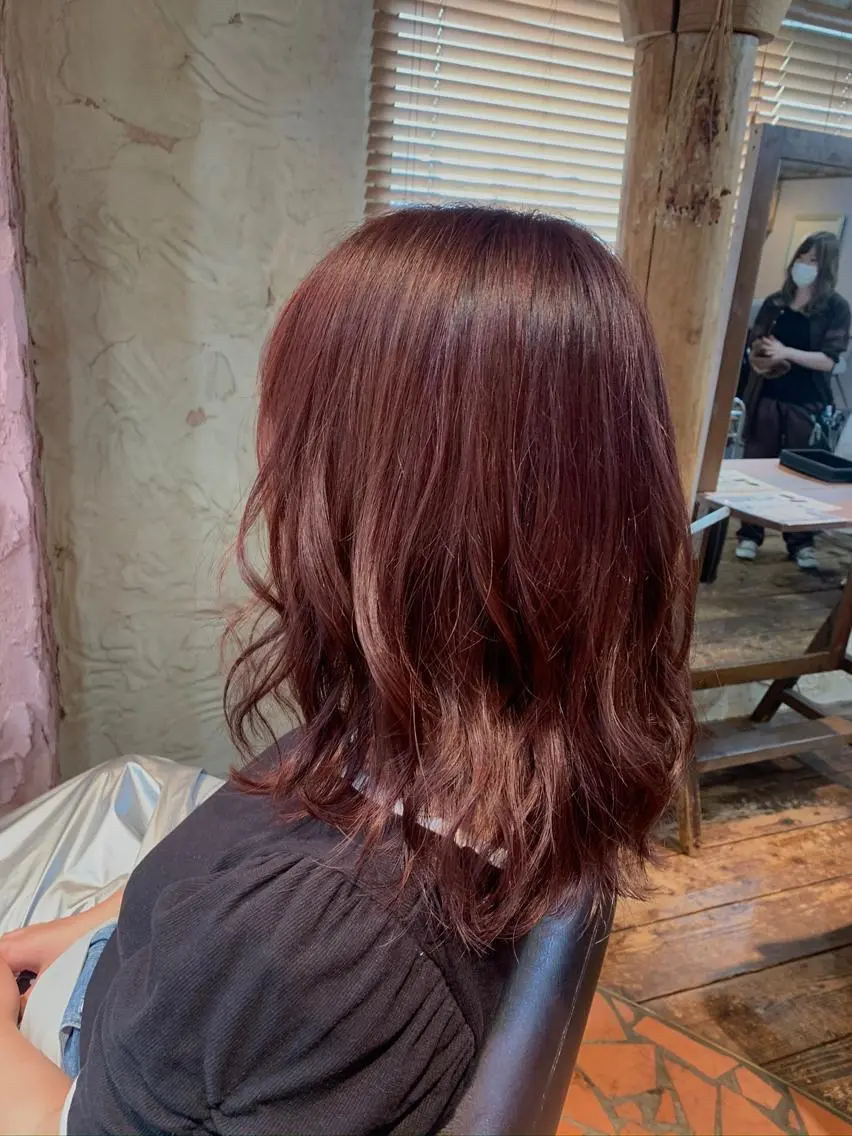 ミディアム カラー ブリーチ ブリーチなしカラー レッドカラー ヘアカラー トリートメント 🦋艶モテカラー/ヘ アセット🦋YURIのヘアスタイル