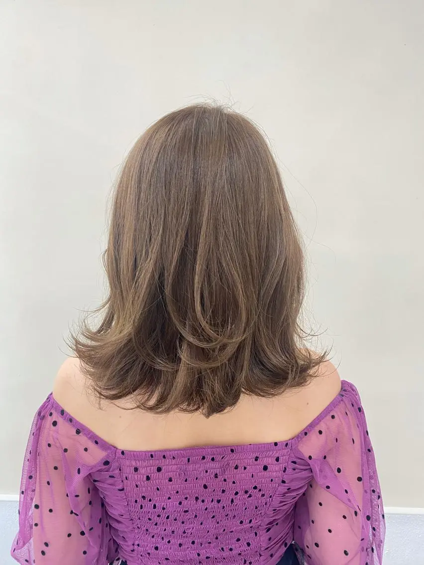 ミディアム ハイライト エクステ ハイトーン 💭黒崎ハルカのヘアスタイル