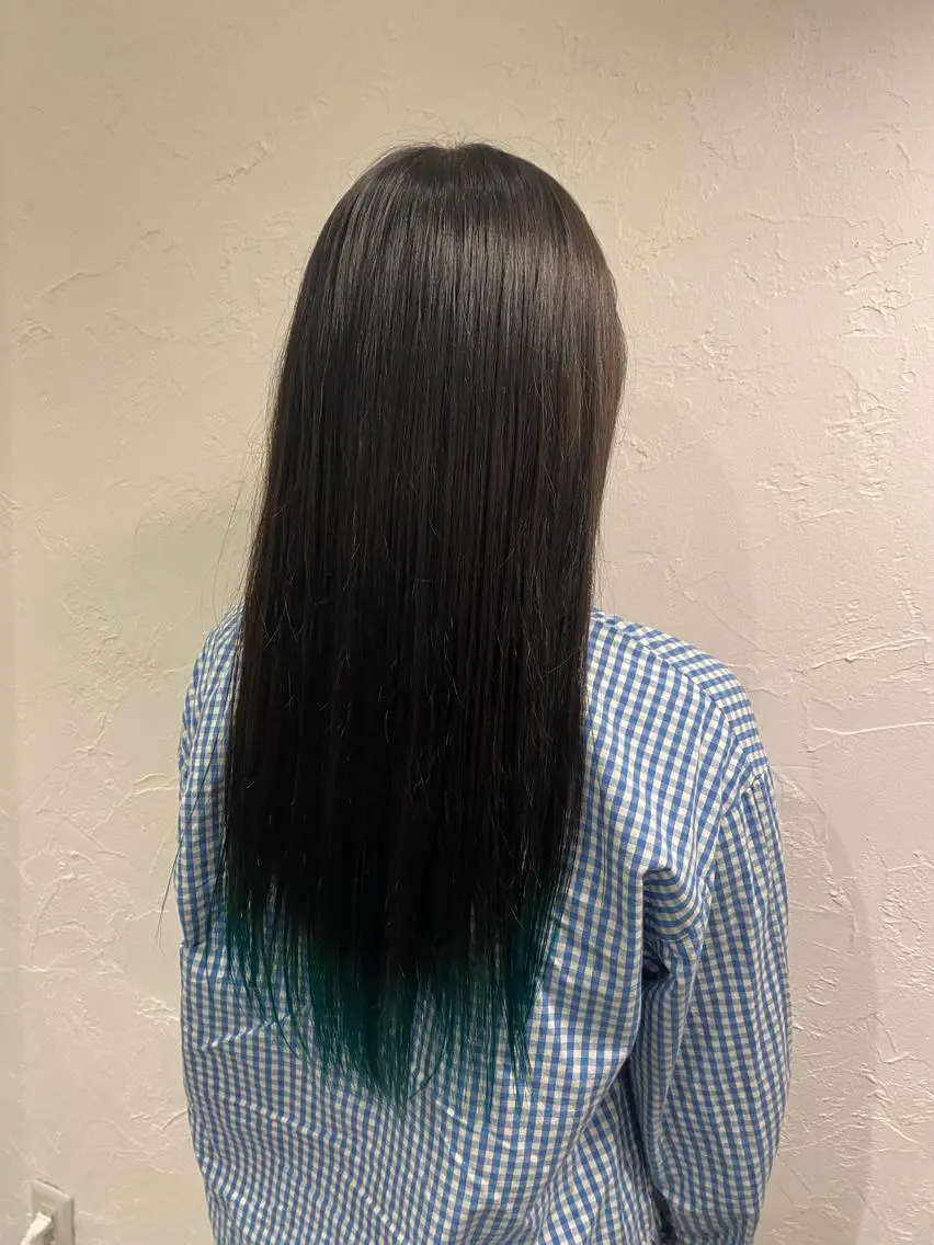 ロング カラー 佐藤槙哉 サトウシンヤのヘアスタイル