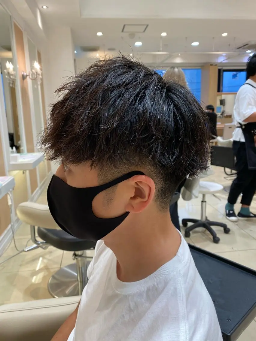 ショート パーマ メンズ カット パーマ メンズ特化型美容師 栗山勇人のヘアスタイル
