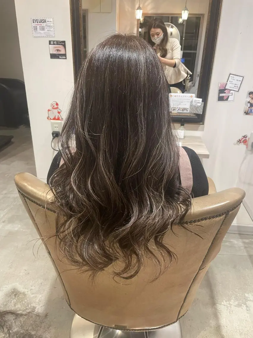 セミロング カラー パーマ ヘアアレンジ キッズ カット ヘアカラー トリートメント 韓国♡ハイライト ♡YURIのヘアスタイル