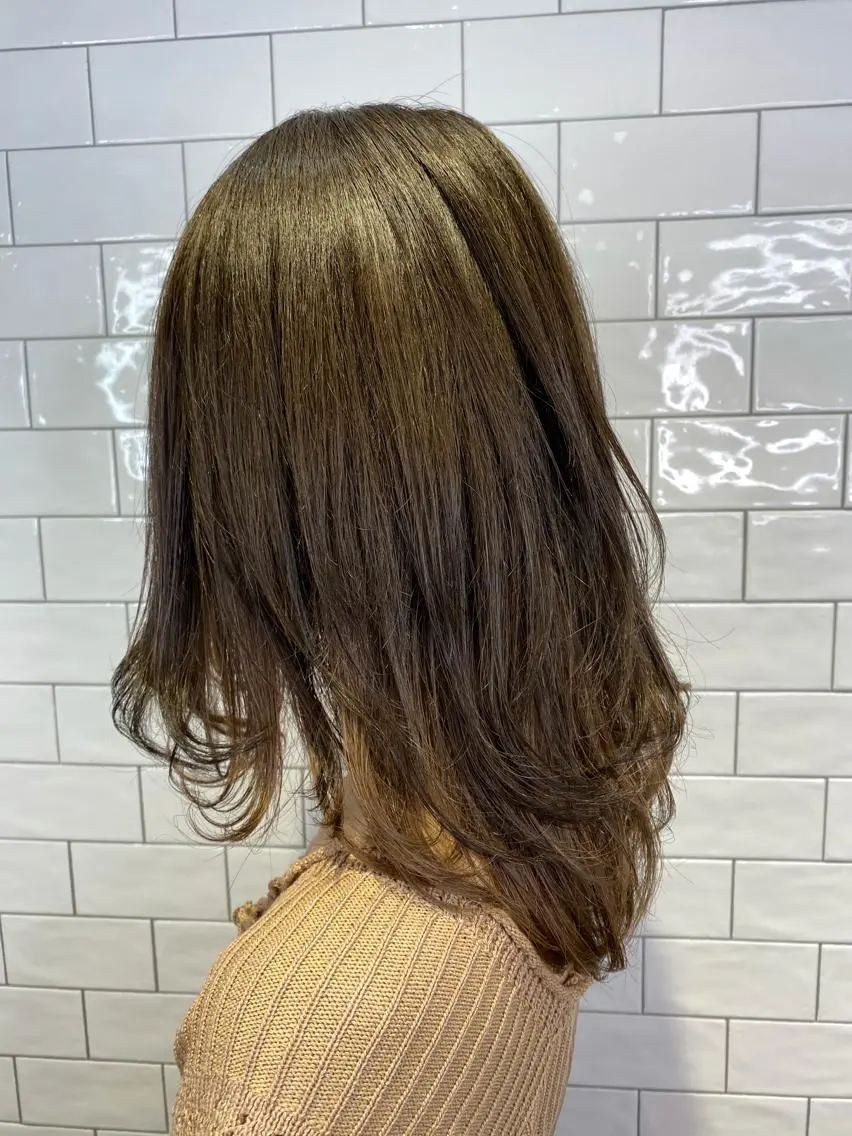 セミロング カラー ヘアカラー もり まりものヘアスタイル