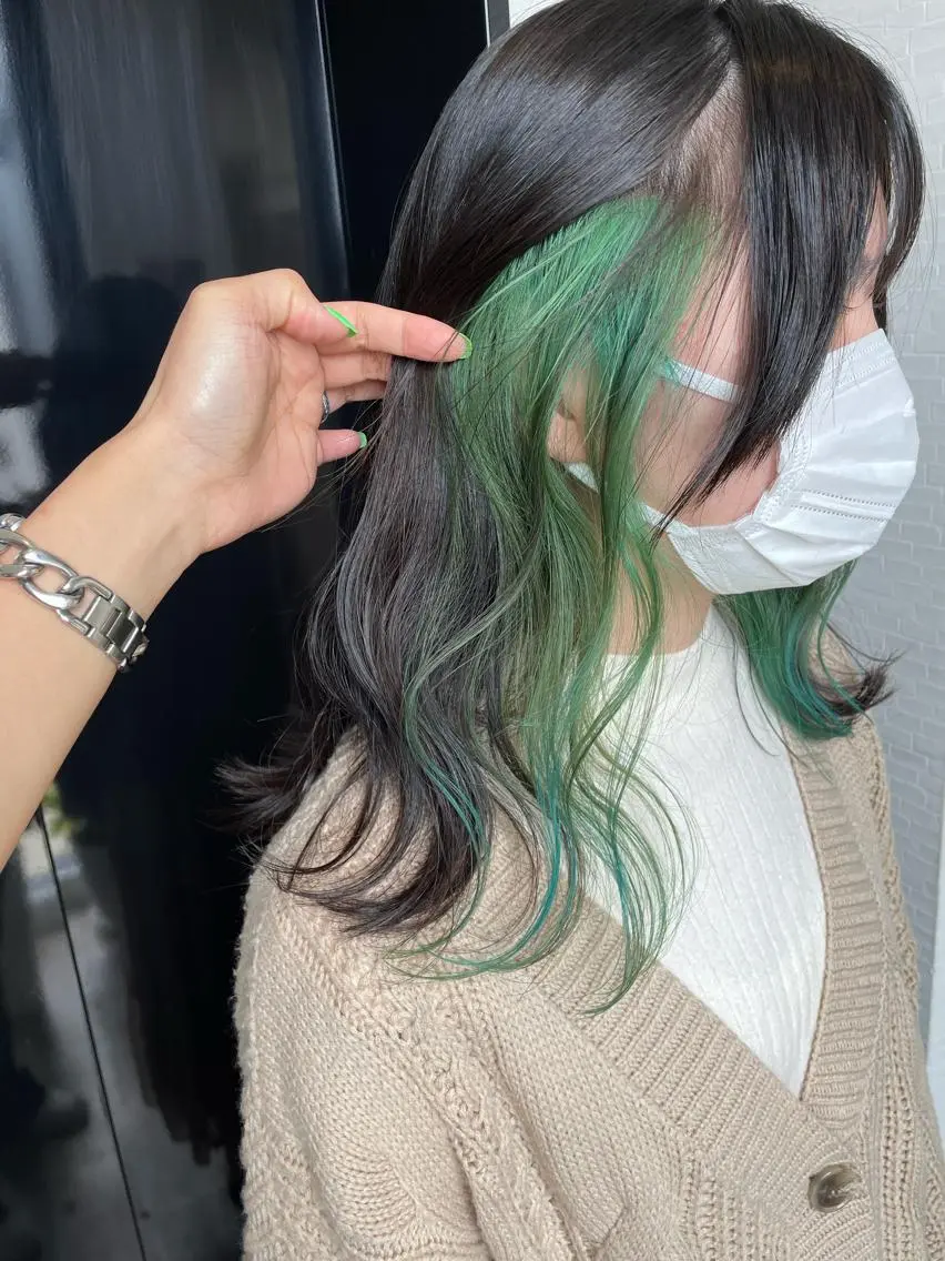ロング カラー YUI/ ブリーチカラー🌷のヘアスタイル