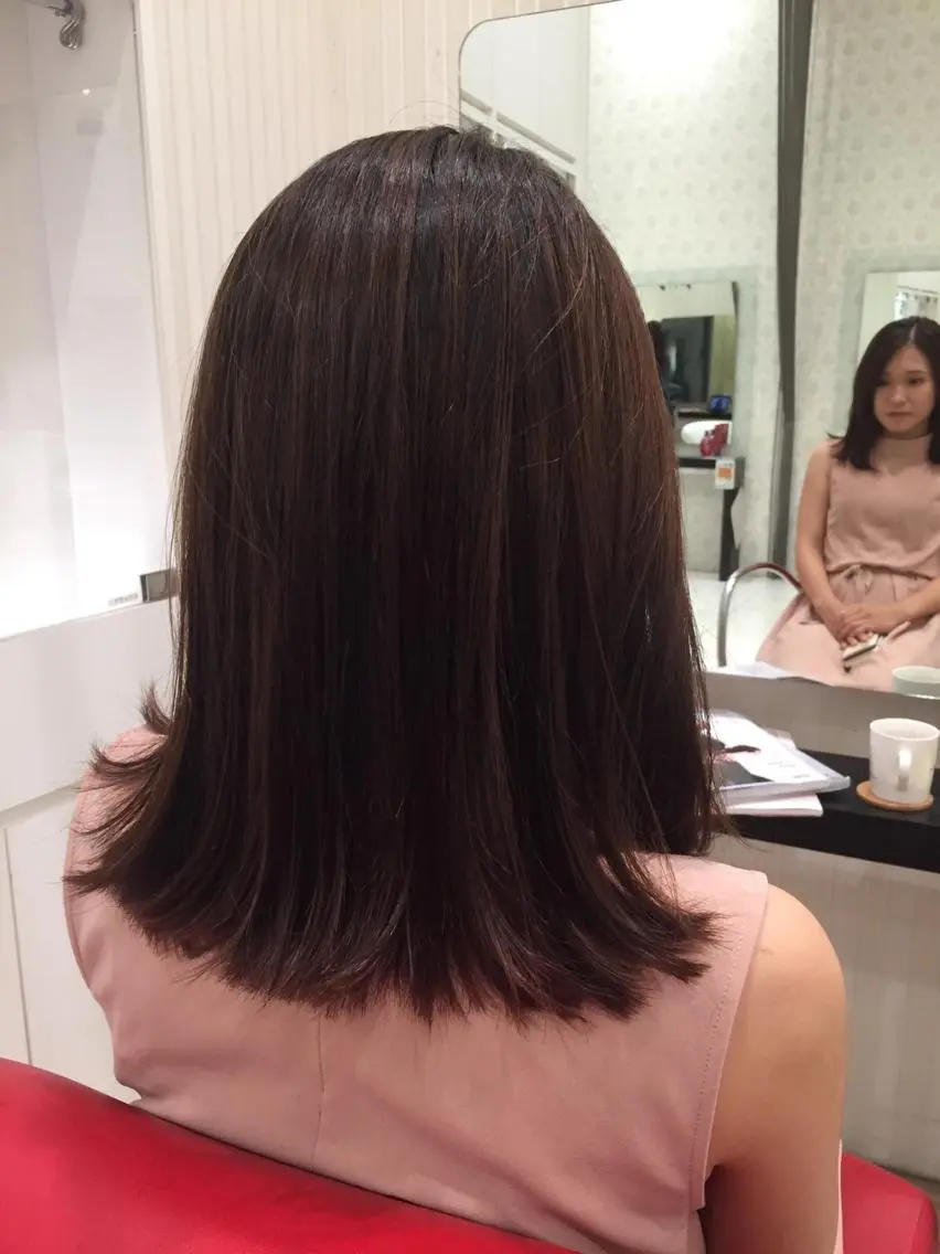 セミロング 田畑 福恵のヘアスタイル