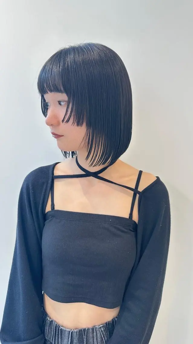 ショート カラー カット ヘアカラー トリートメント 小顔レイヤー/ ベージュ🤍Rieのヘアスタイル