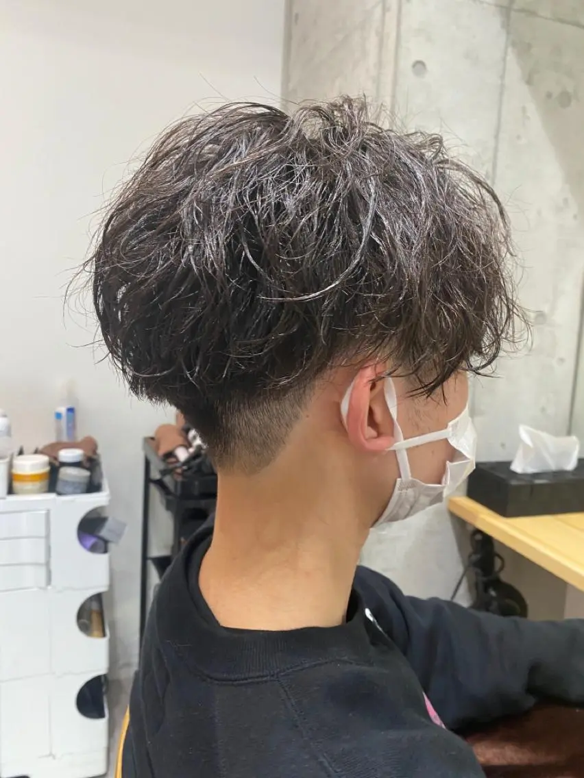 パーマ メンズ カット パーマ トリートメント 似合う髪型見つけます AYAKAのヘアスタイル