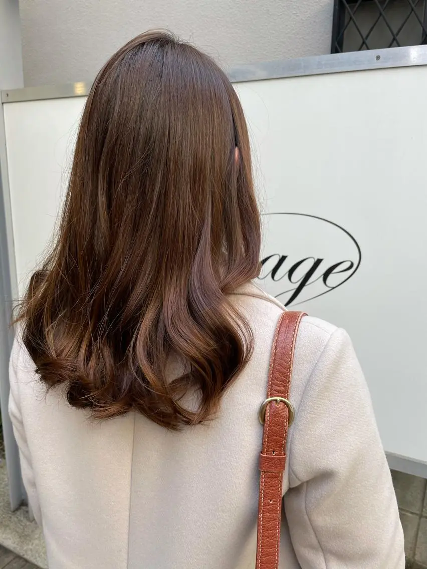セミロング カラー ベージュカラー voyage 森住宏輝のヘアスタイル