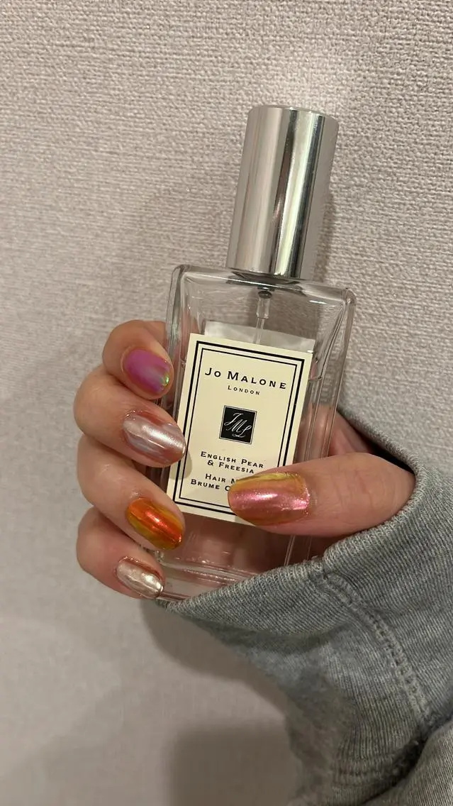 ネイル ミラーネイル Luxy YUKIのネイルデザイン