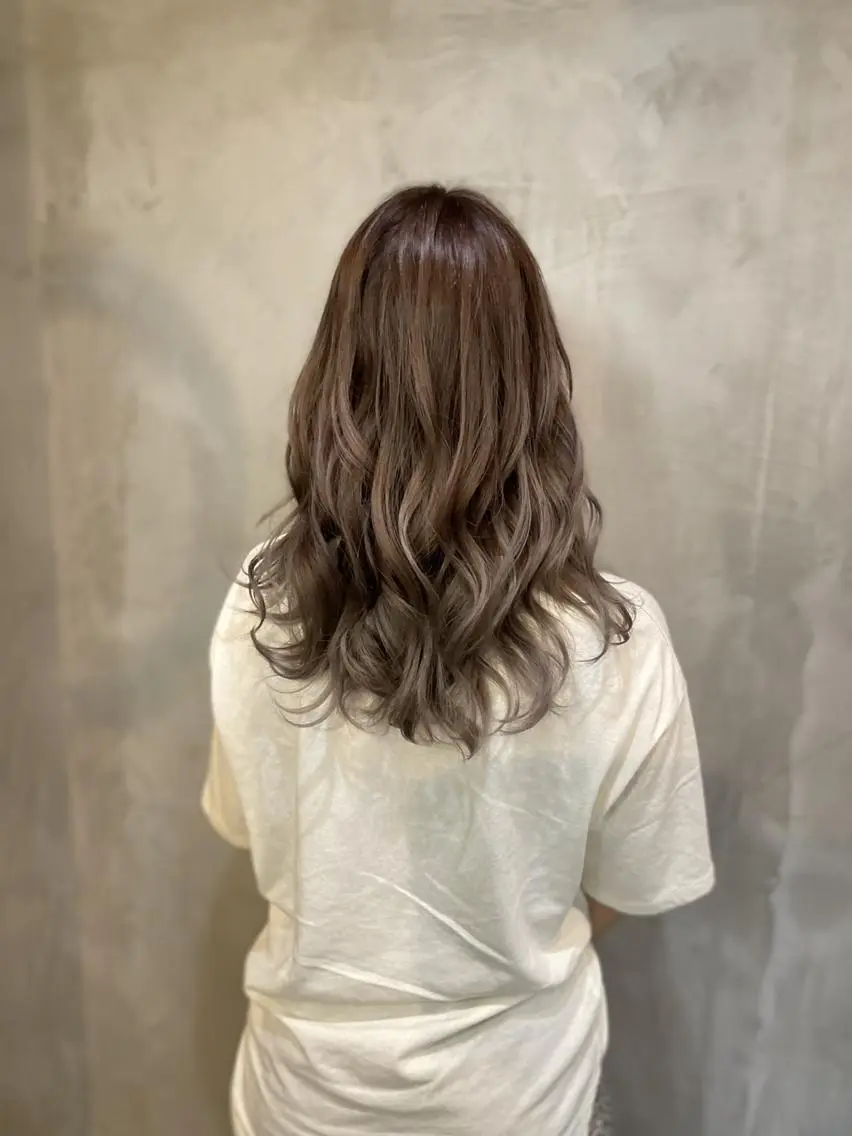 ロング カラー 🪽新宿 プルエクステ🫧のヘアスタイル