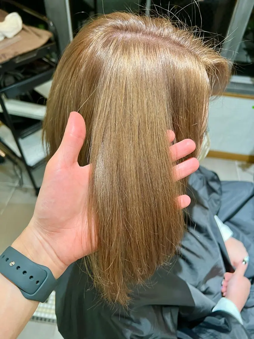 ショート 似合わせレイヤー ＆縮毛矯正のヘアスタイル
