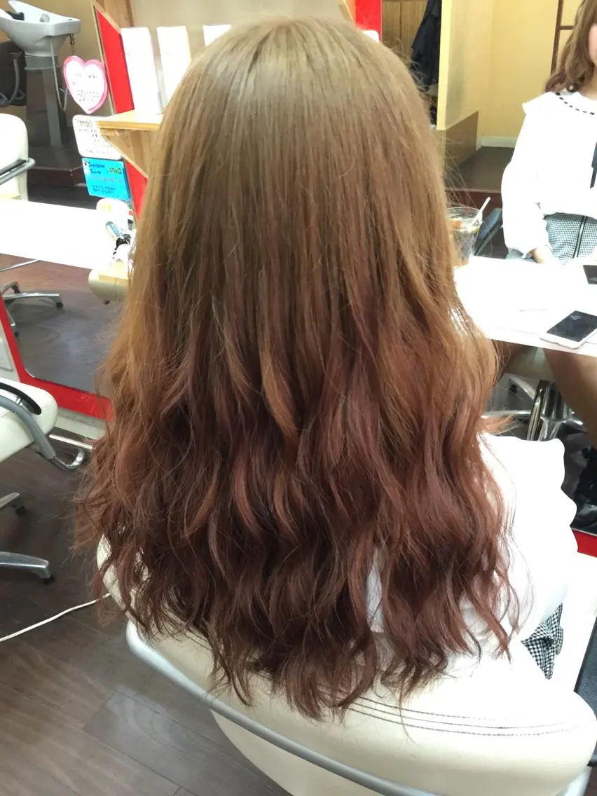 ロング カラー ベージュカラー ピンクカラー たけい ゆうきのヘアスタイル