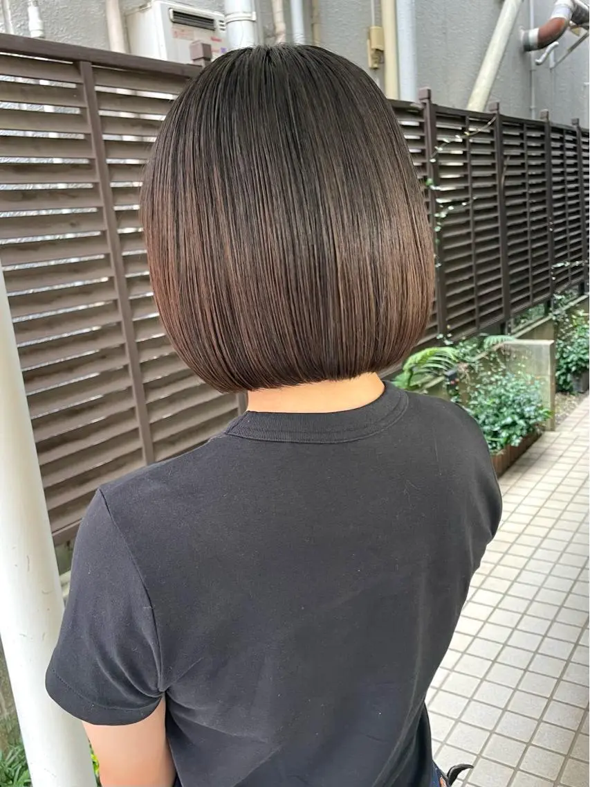ショート カラー 髪質改善 縮毛矯正/ レイヤー/銀座/本木のヘアスタイル