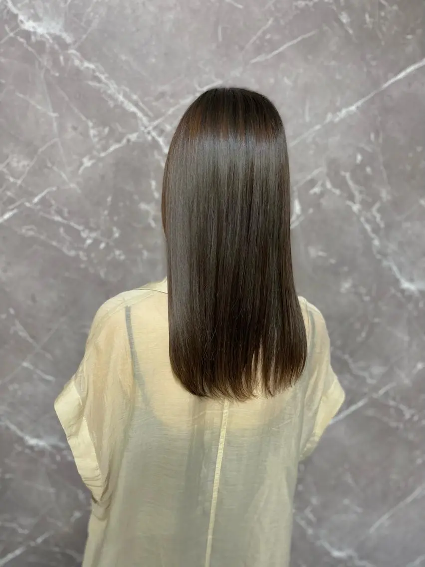 セミロング 髪質改善 縮毛矯正 Yu シールエクステのヘアスタイル