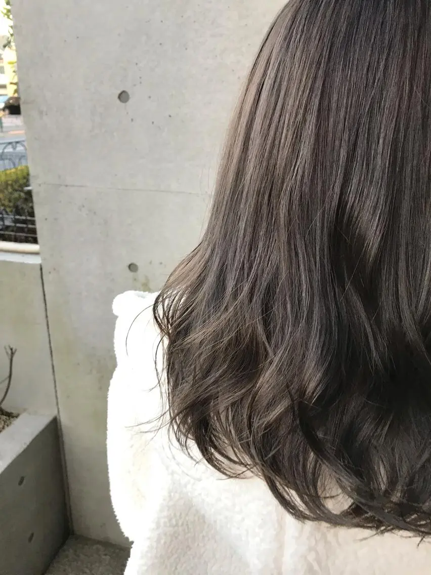 セミロング カラー ヘアアレンジ ブリーチ イルミナカラー Satsuki ✂︎♡のヘアスタイル