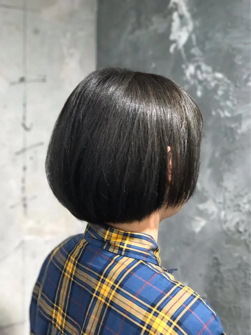ショート カラー ダブルカラー グレージュ 透明感カラー/ レイヤー　YUKAのヘアスタイル