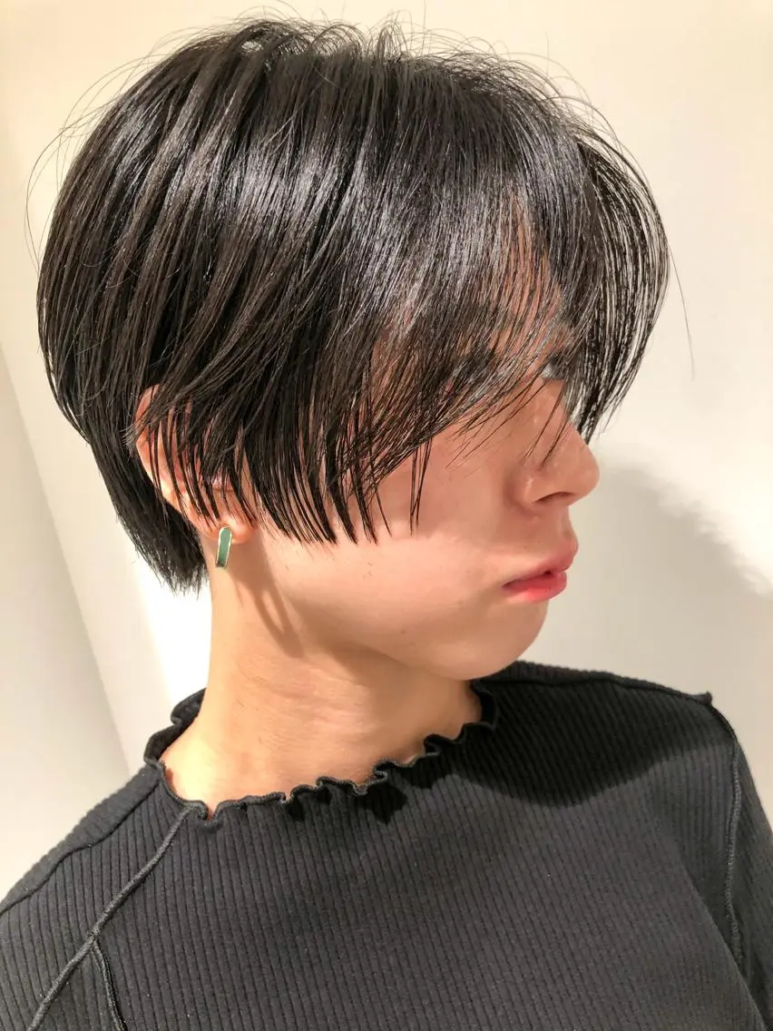 ショート カラー ハンサムショート アッシュ ダークアッシュ ショートヘア カット ヘアカラー トリートメント センスをお届けします 大谷将生infpのヘアスタイル