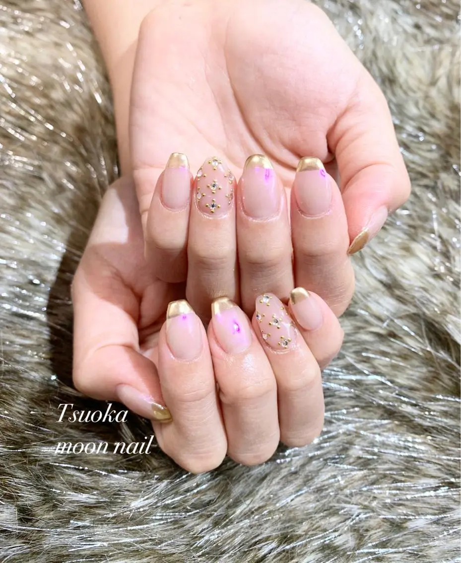 ネイル オーロラネイル ハンドネイル ハンドケア 🌙都岡 moon nailのネイルデザイン