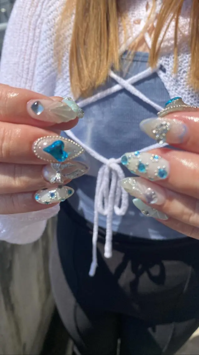 ロング カラー ネイル tetty nailsalonのネイルデザイン