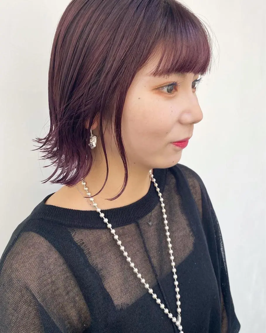 ショート カラー ブリーチ ボルドーカラー tonari 梅田、中崎町のヘアスタイル