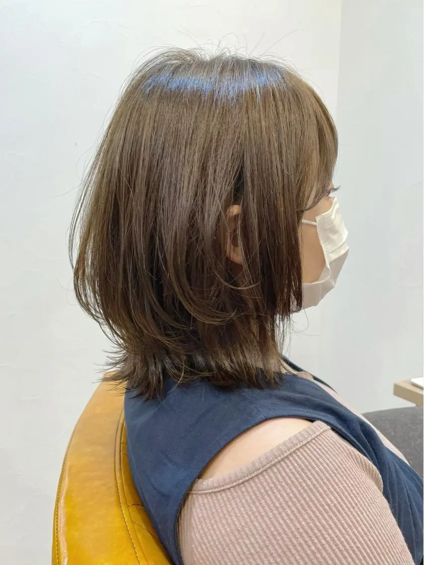 ミディアム ボブ 伸ばしかけ レイヤーカット ミディアムヘア🌼 さきのヘアスタイル