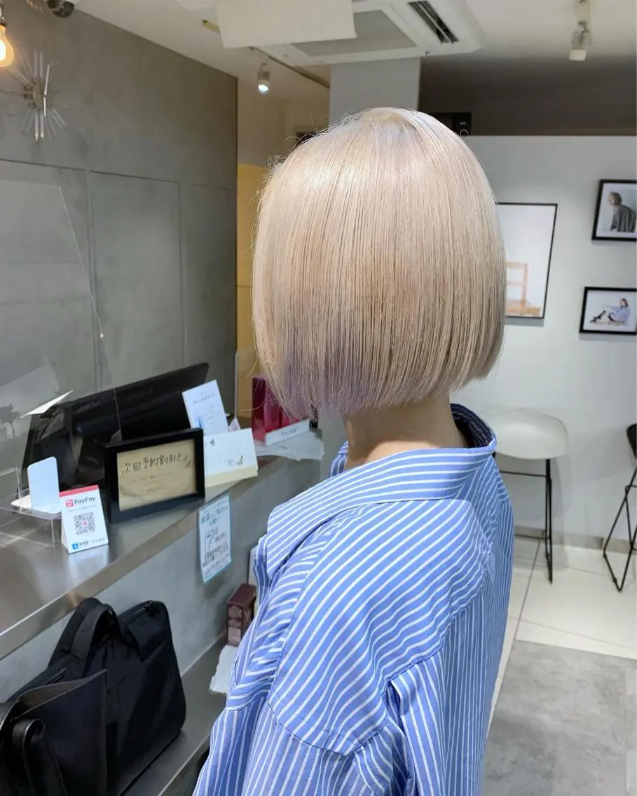 ショート カラー ブリーチ タカハシ ショウタのヘアスタイル