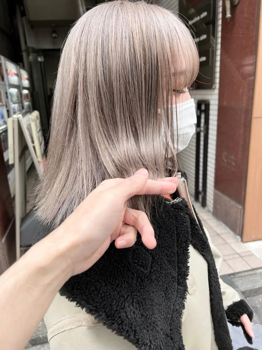 セミロング カラー ヘアアレンジ ブリーチ ブロンド カット ヘアカラー トリートメント 🌿ショート🌿 パーマ🌿淳平のヘアスタイル