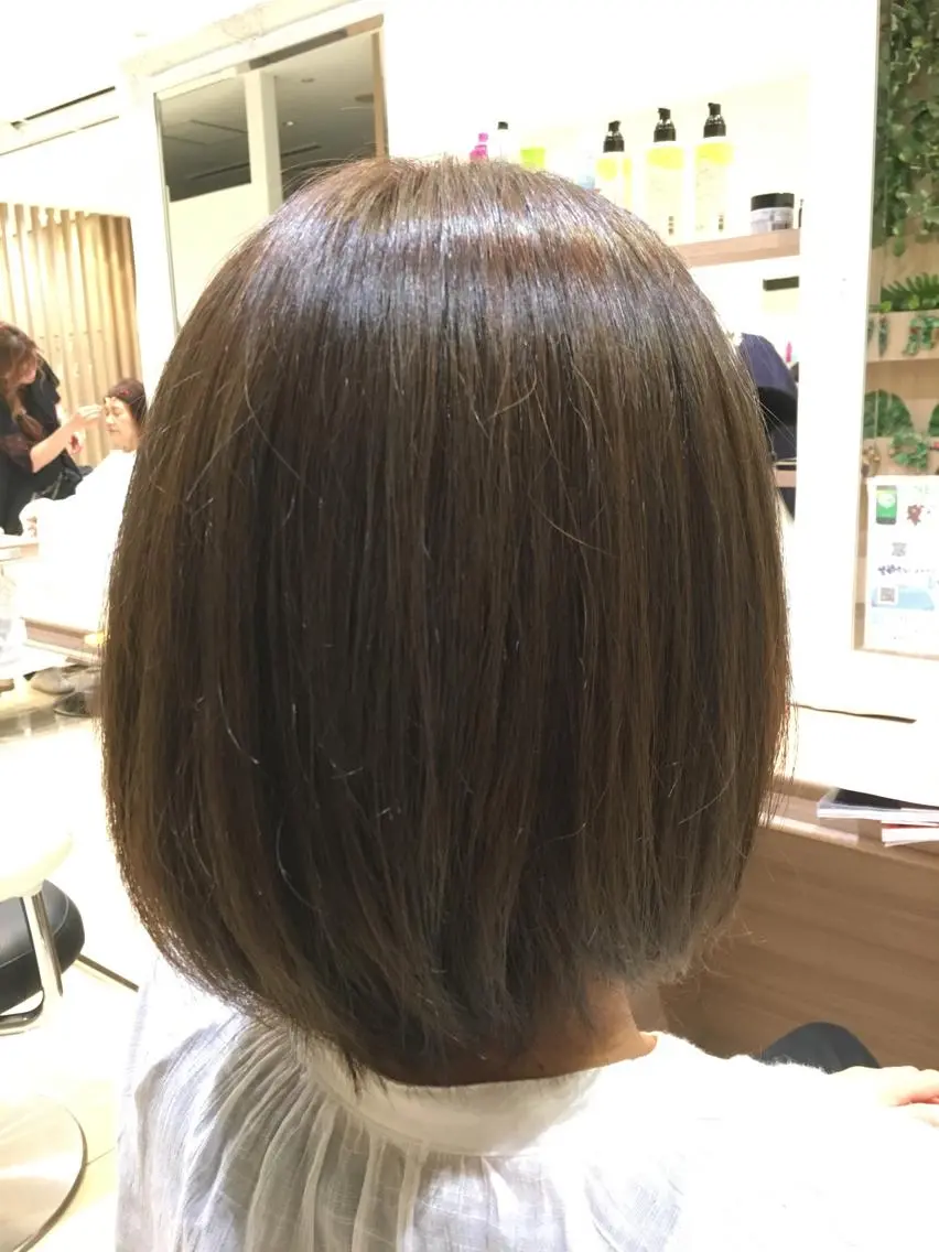 ミディアム カラー 縮毛矯正 トリートメント 🔸縮毛矯正🔸 カソリ　ナユタのヘアスタイル