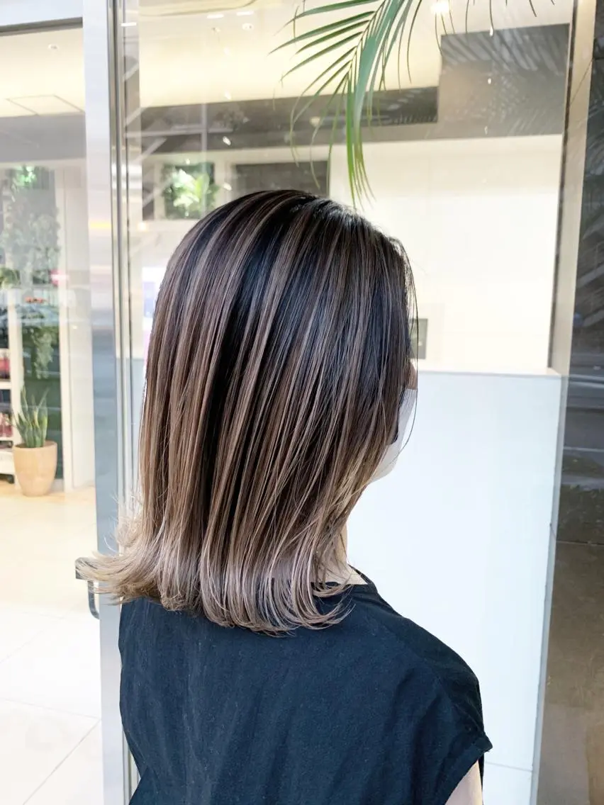 ミディアム レイヤーカット レイヤー×縮毛矯正 深見 拓のヘアスタイル