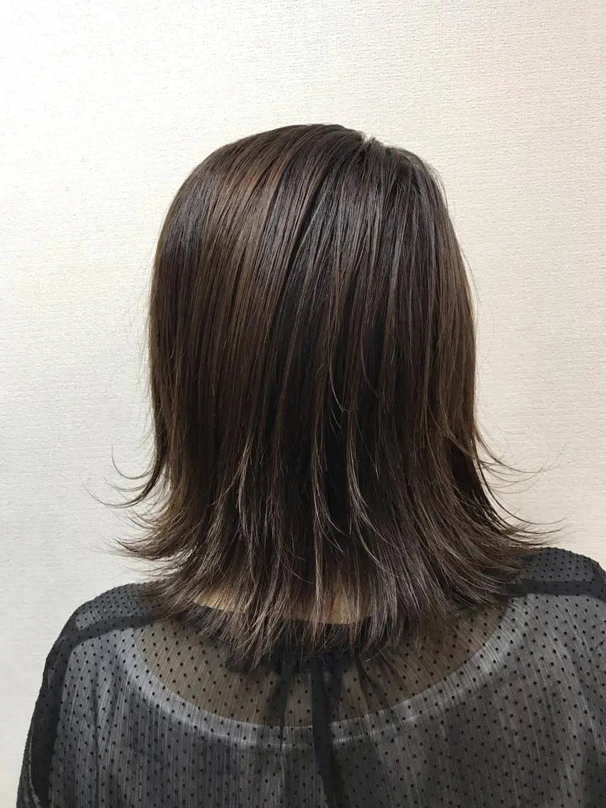ミディアム カラー ヘアアレンジ カット ヘアカラー トリートメント 吉森 満俊のヘアスタイル