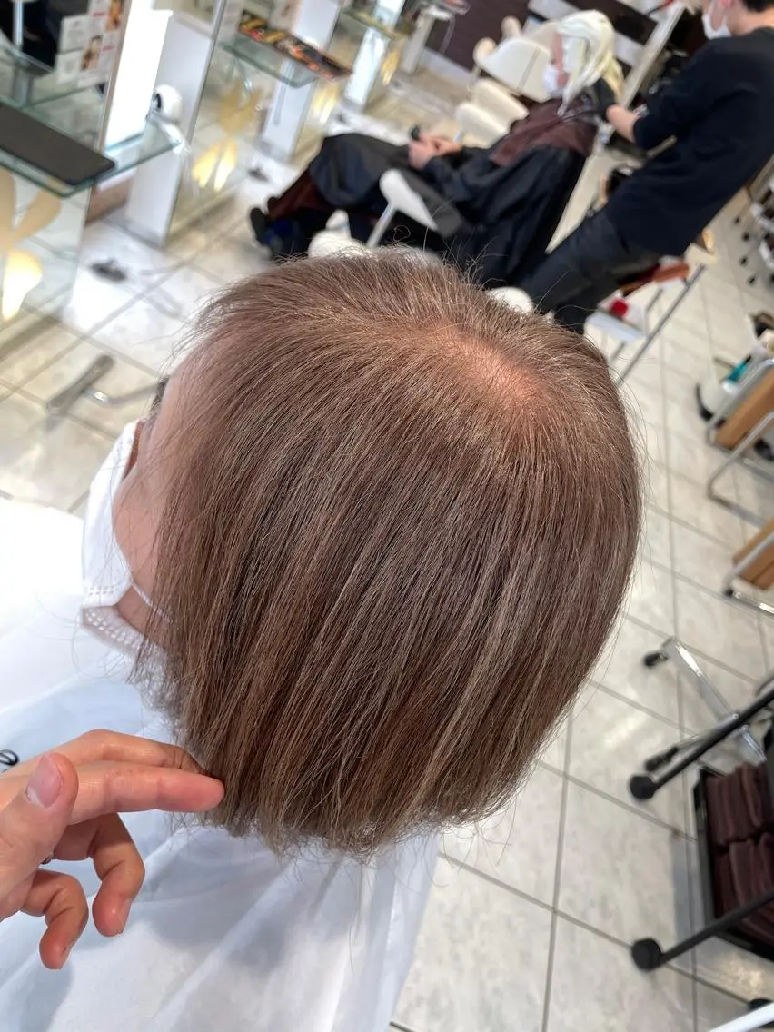ミディアム ヘアカラー クーポン お試し価格有り！のヘアスタイル