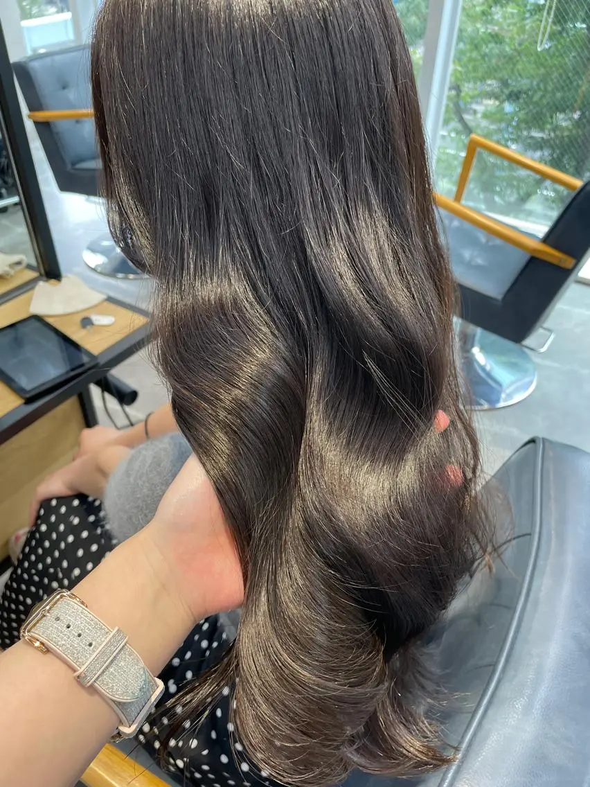 ロング カラー カット ヘアカラー トリートメント newi梅田🫧韓国 ヘア🫧sakiのヘアスタイル