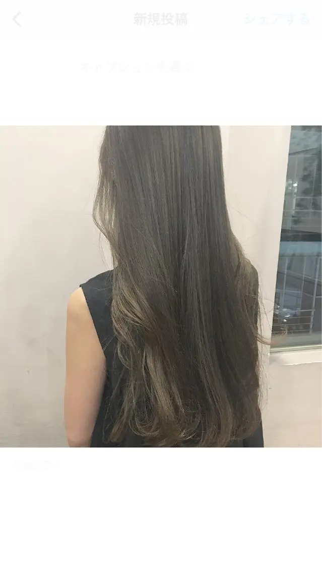 ロング カラー ベージュカラー ＮＥＷＩ　京橋 【yoko】のヘアスタイル