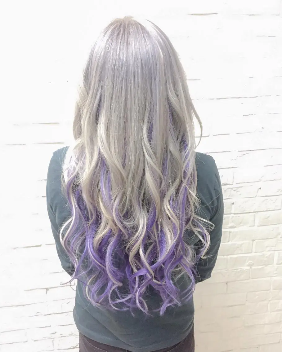 ロング カラー ハイライトカラー シルバー バイオレットカラー ハイライト カット ヘアカラー トリートメント エクステ エクステリピート率 No.1 菊池　悠介のヘアスタイル