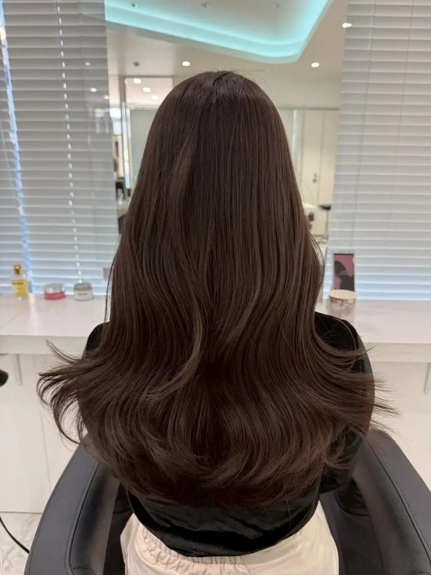 カラー 夏のトレンドヘア🤍 BABY上野のヘアスタイル