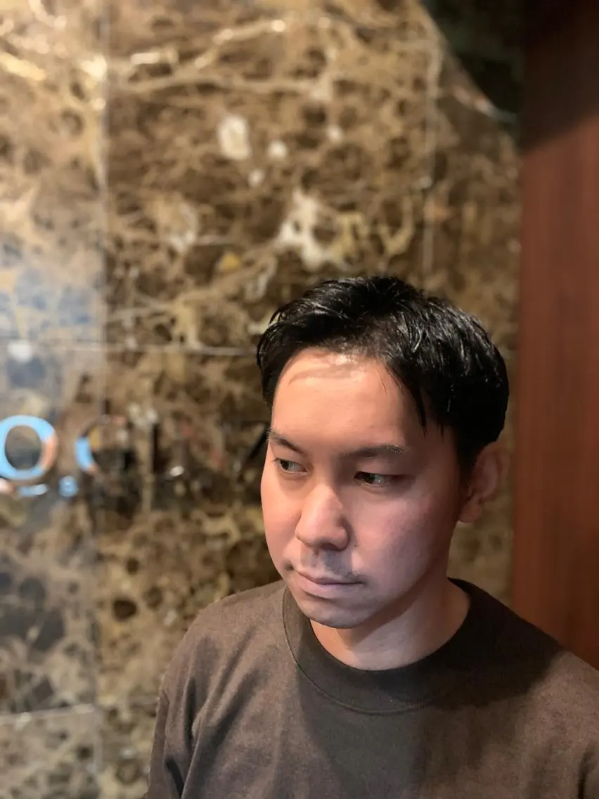 ミディアム 山内 敢史のヘアスタイル