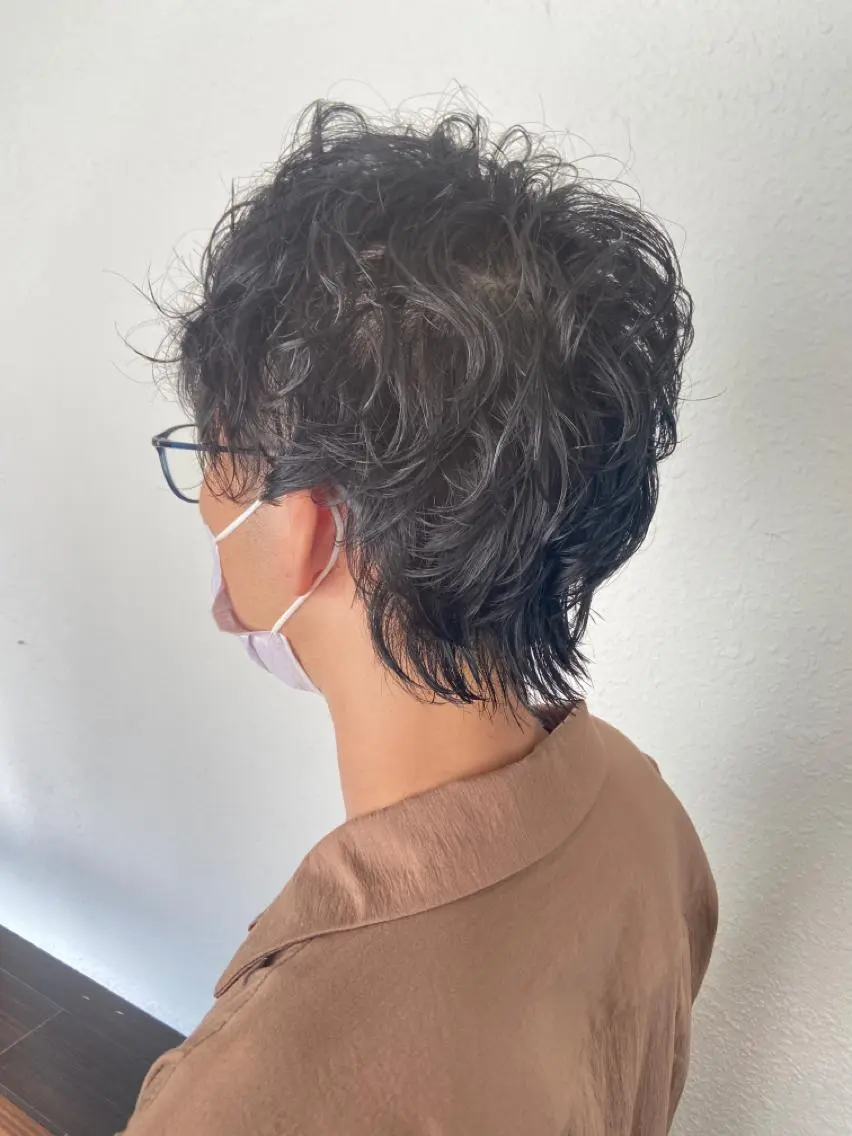 ショート カラー パーマ ヘアアレンジ メンズ キッズ ネイル マツエク・マツパ ビジネス メンズインナーカラー マッシュ メンズウルフカット アッシュ 久木原 ゆりのヘアスタイル