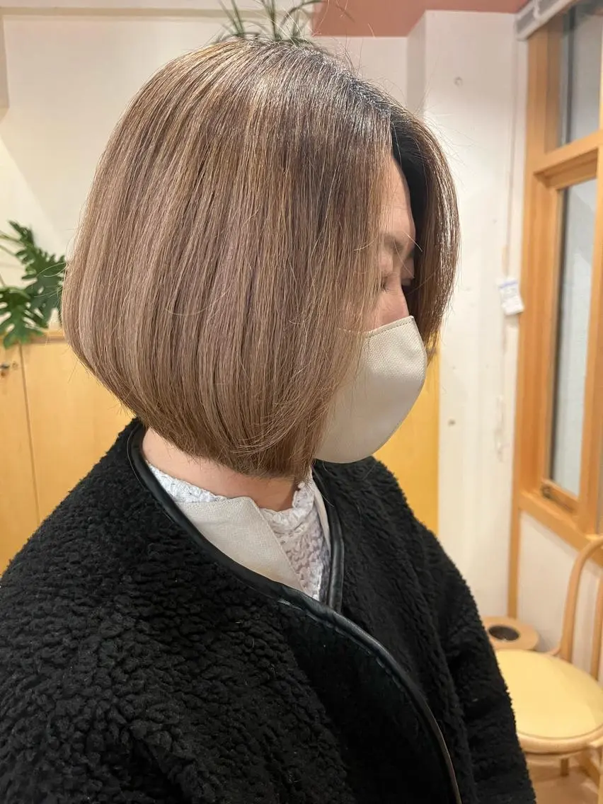 ミディアム en-te:堀 恵里那のヘアスタイル