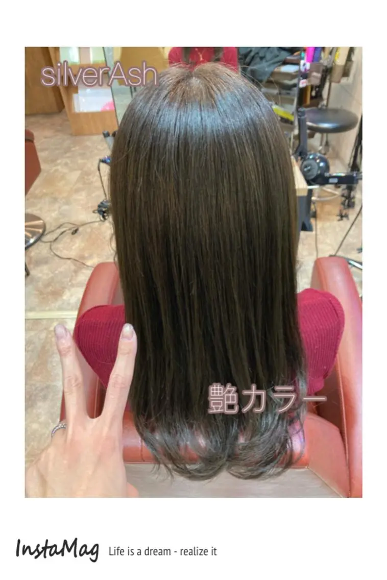 ロング カラー ERIKO Tのヘアスタイル