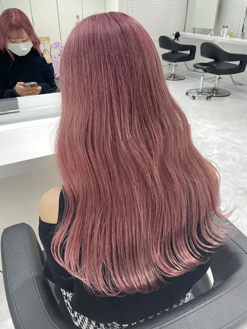 ロング カラー ヘアアレンジ ヘアカラー 名古屋ムラ修正 ハイトーンのヘアスタイル